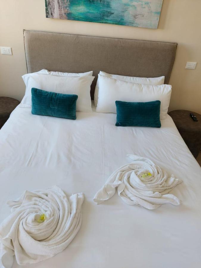 La Romantica Camere E Wellness Senigallia Bagian luar foto