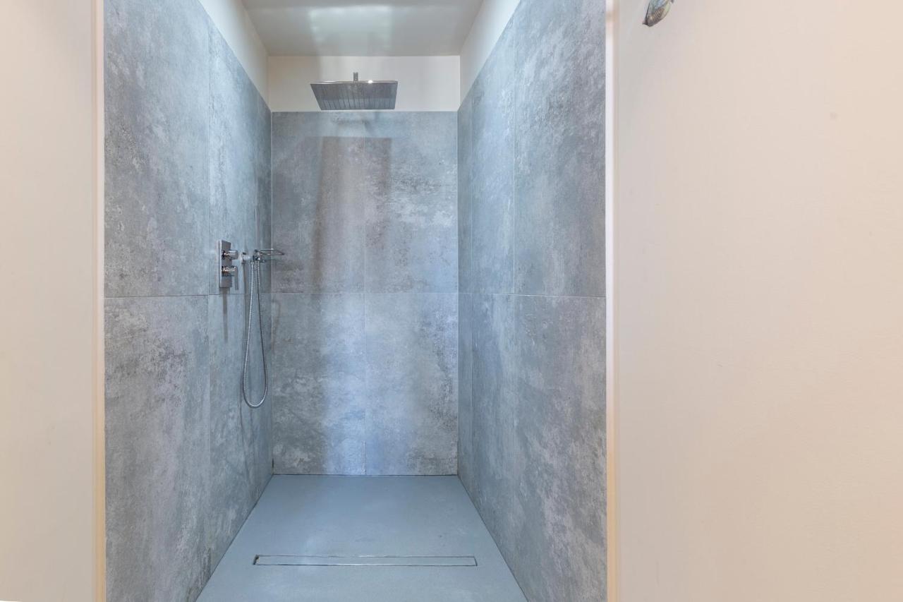 La Romantica Camere E Wellness Senigallia Bagian luar foto
